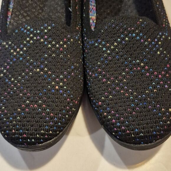 Skechers 8 Black with Bright color fabric stretch - Picture 3 of 7